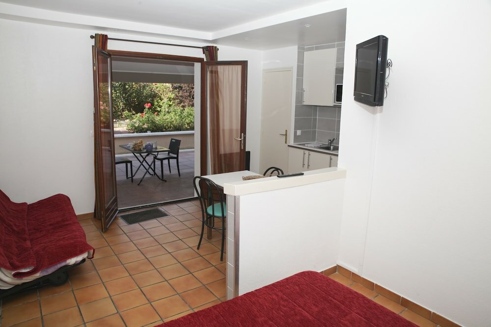 Фото Les Barmonts