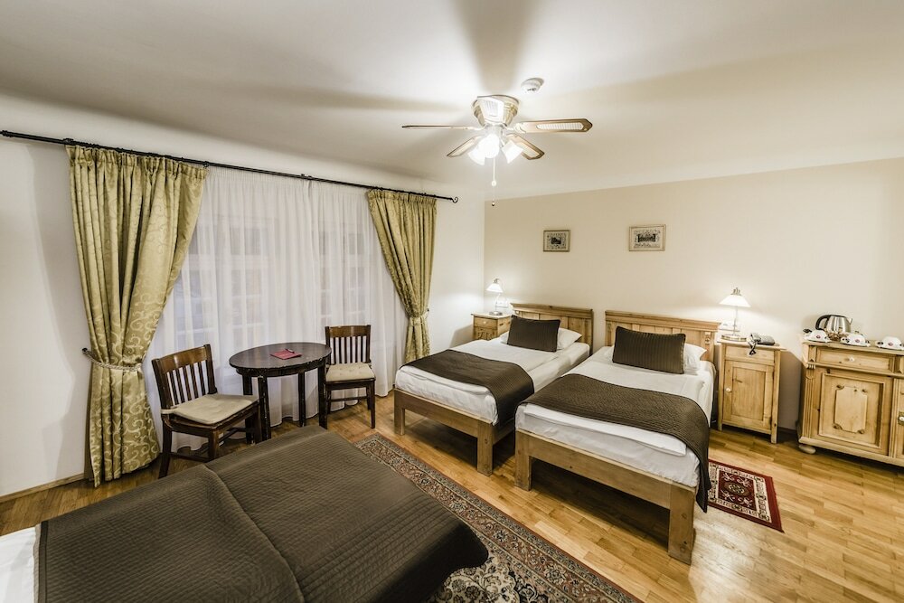 Фото Archibald At the Charles Bridge