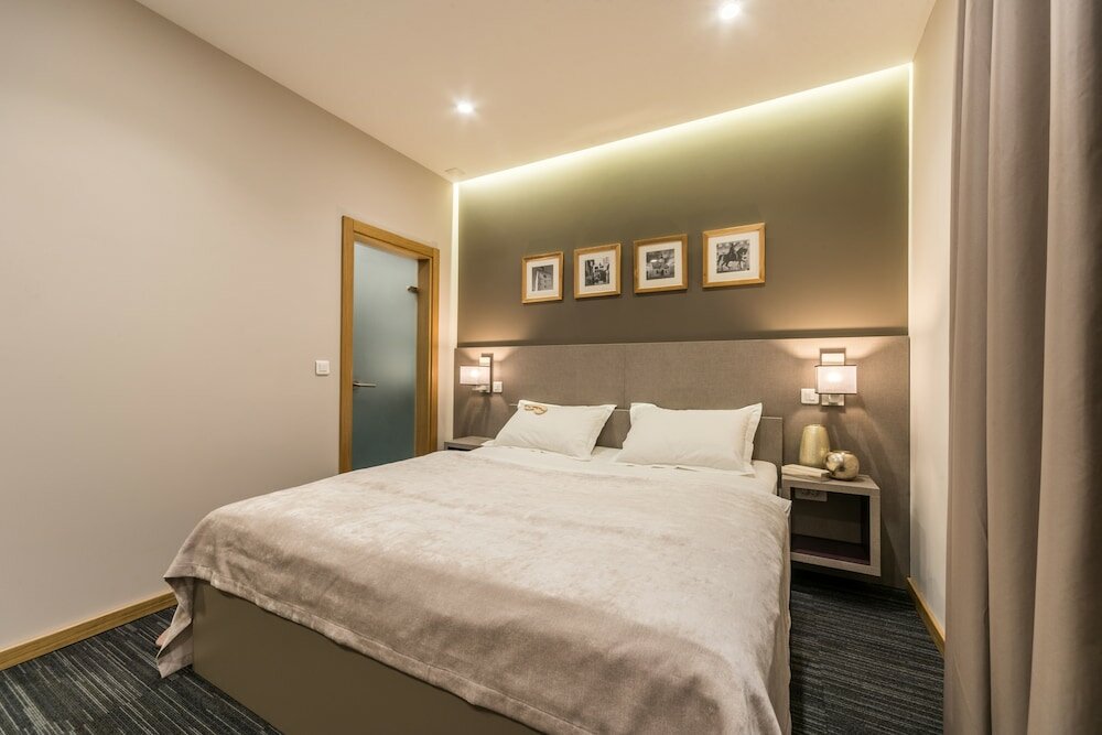 Фото Sundial Butique Hotel