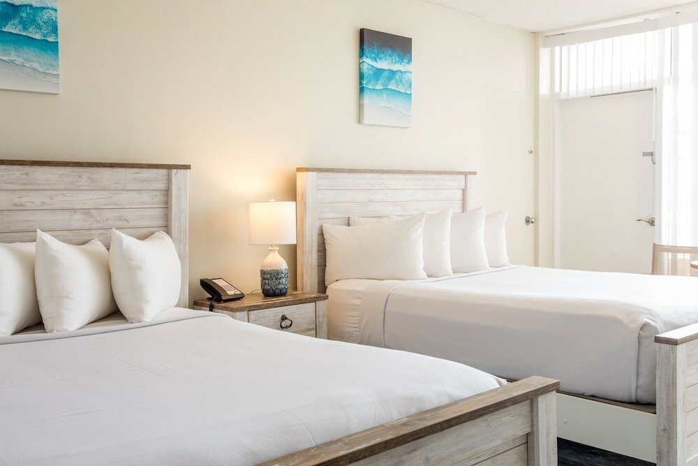 Фото Sands Harbor Resort and Marina