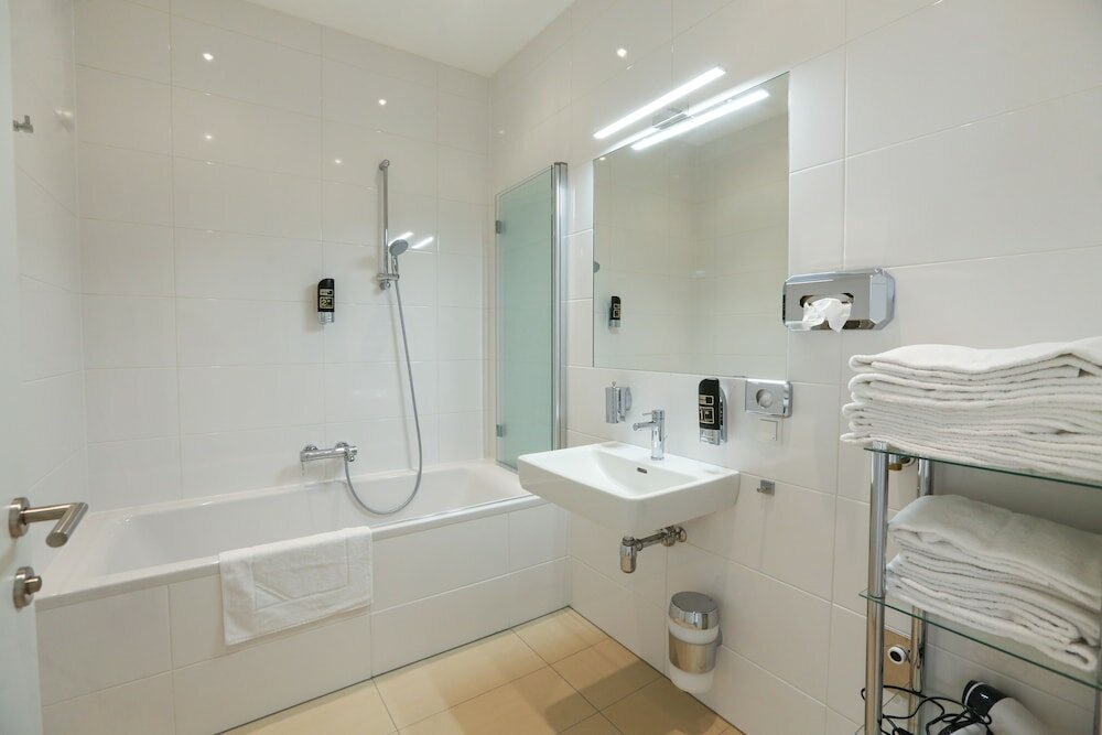 Фото 4 Beds and More Vienna Apartments