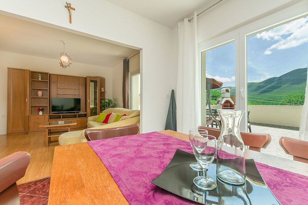 Фото House Cattleya