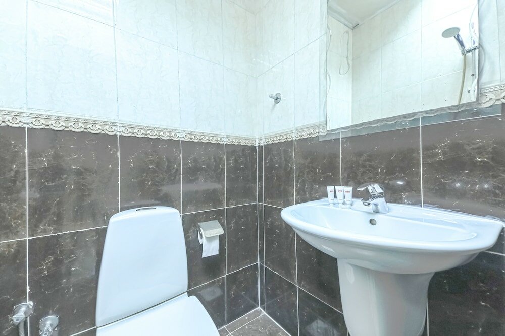 Фото Oyo 111 Al Thabit Hotel