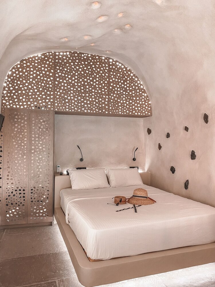 Фото Andronikos Canaves Santorini