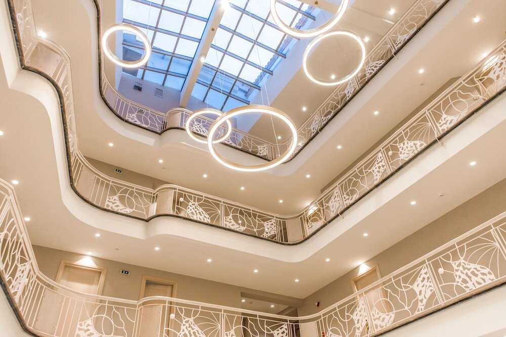 Фото Emerald Suites