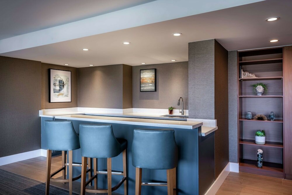 Фото DoubleTree by Hilton Los Angeles - Norwalk