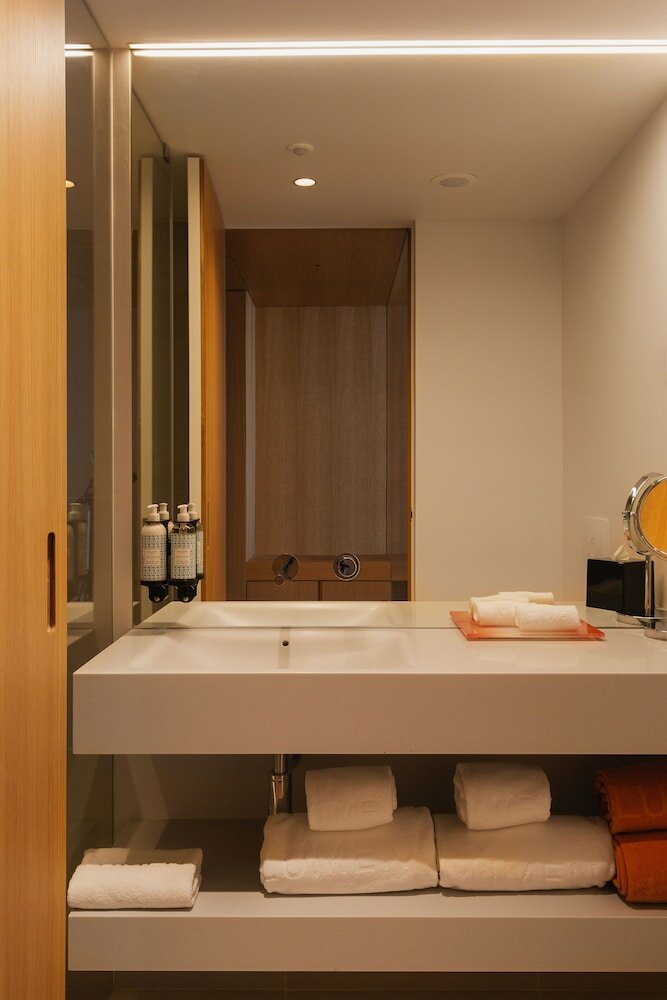 Фото Lumen Hotel & The Lisbon Light Show