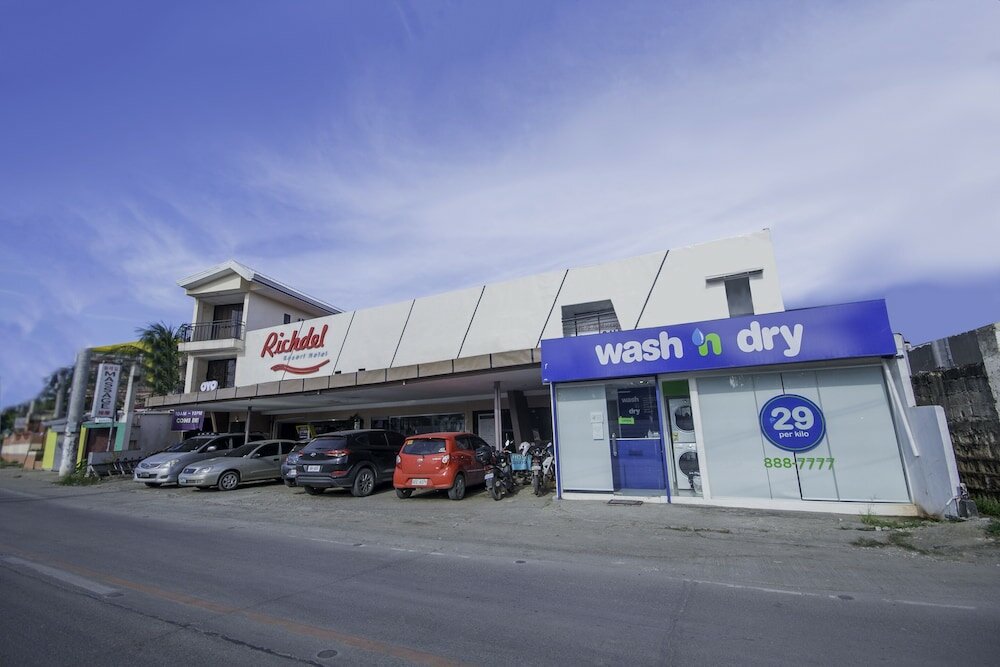 Фото Oyo 725 Richdel Resort Hotel