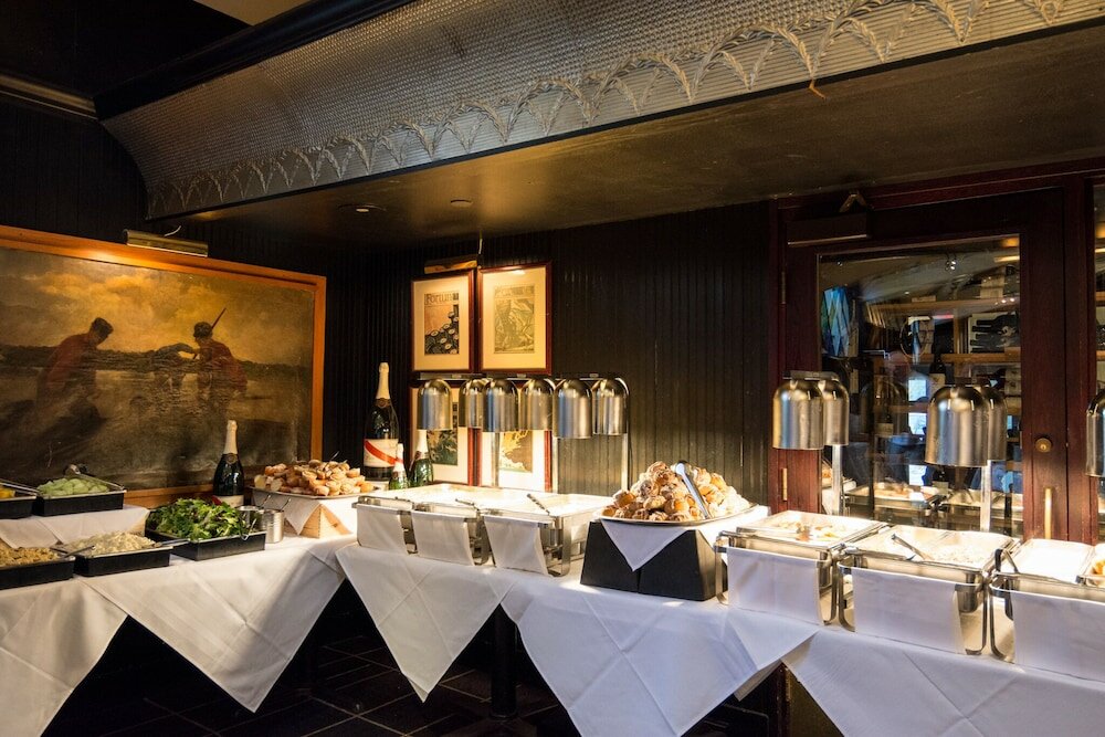 Фото Weber's Hotel & Restaurant