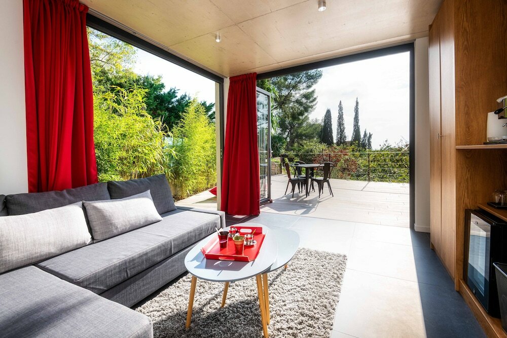 Фото The Address