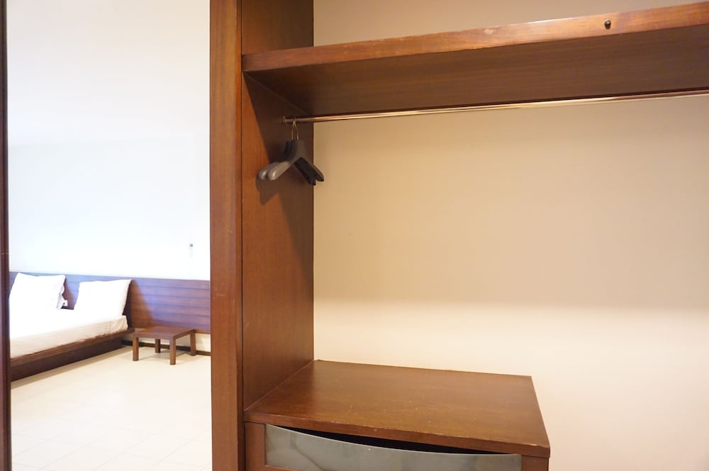 Фото Le Ranong Bistro Hotel