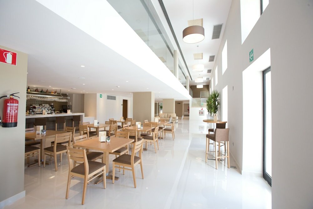 Фото Hotel M. A. Sevilla Congresos