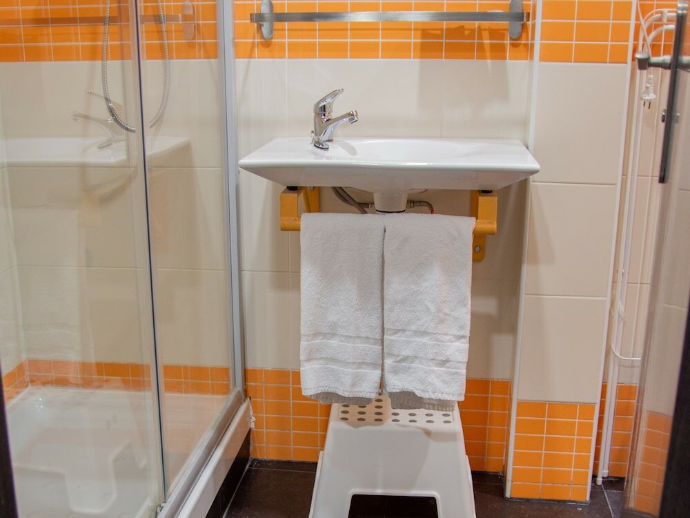 Фото Apartmentos Santander Maliaño Suites 3000