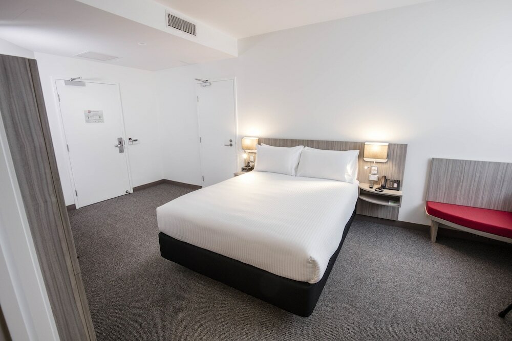 Фото Ibis Mackay