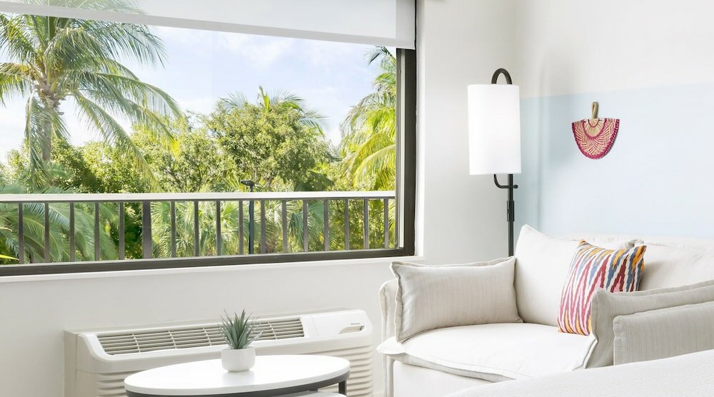 Фото The Gates Key West