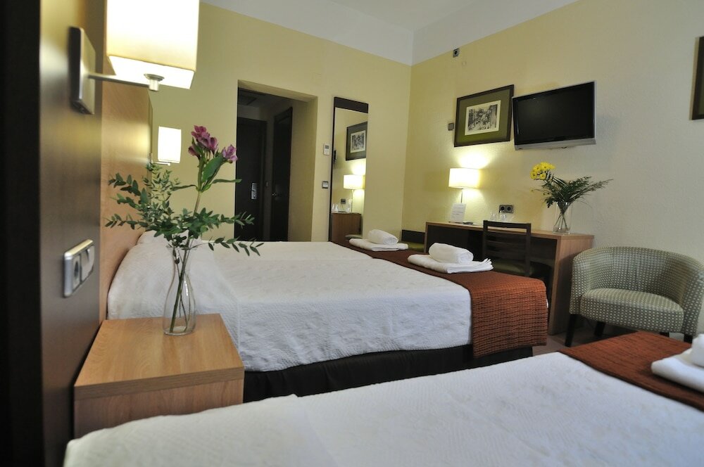 Фото Hostal Ballesta