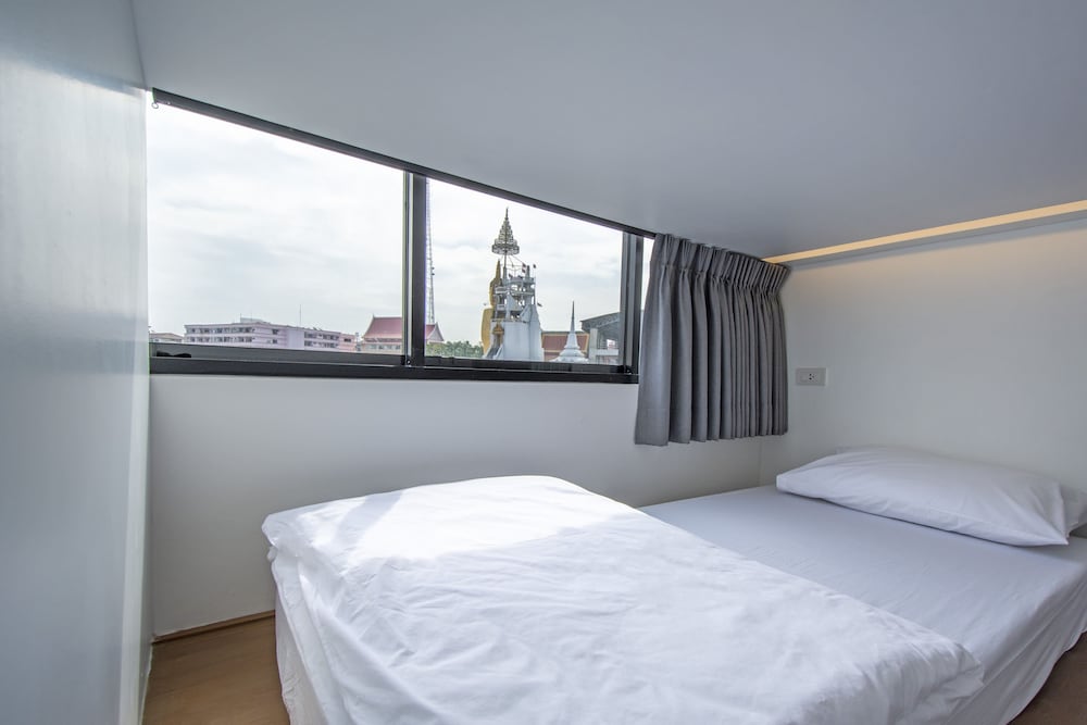 Фото Lost Inn Bkk