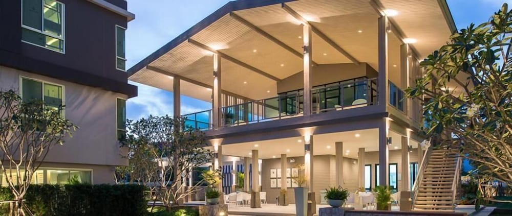 Фото Baan Peang Ploen by Montri