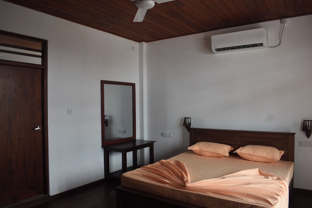 Фото Ocean View Cottage