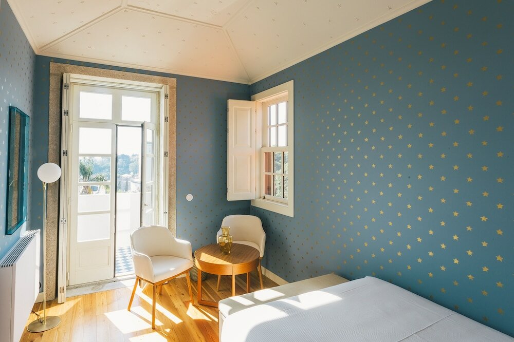 Фото Menina Colina Guesthouse