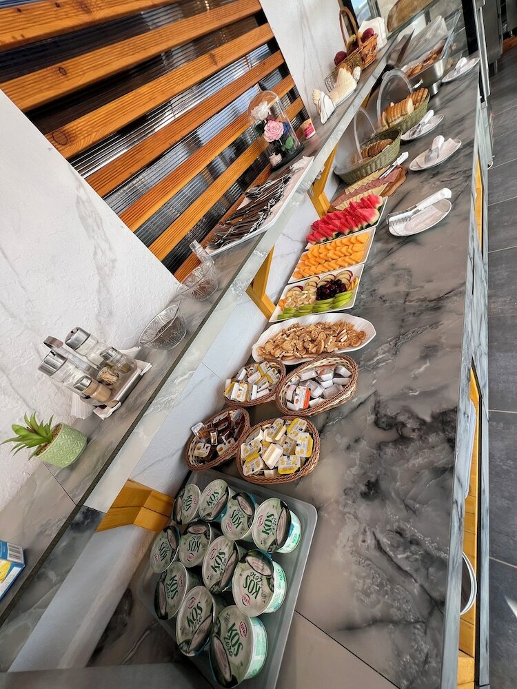 Фото Ilio Boutique Hotel