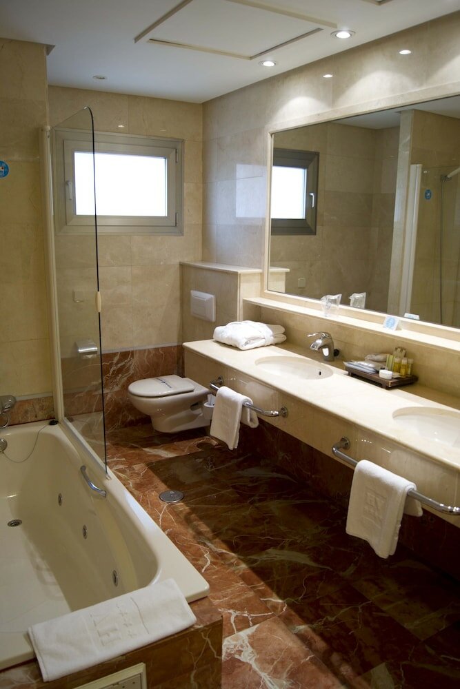 Фото Hotel Villamadrid