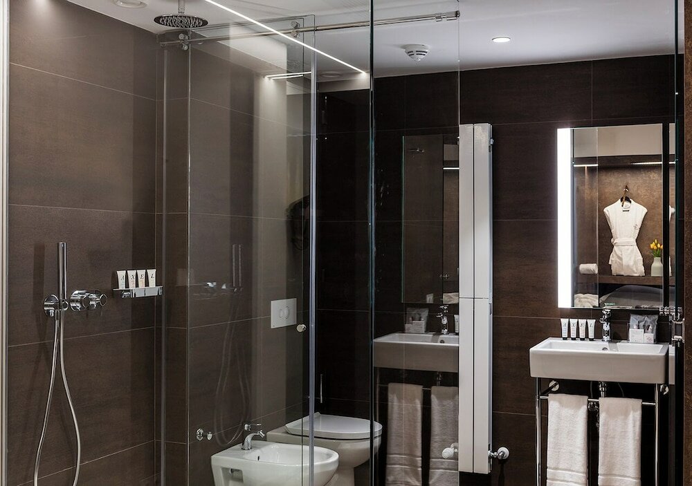 Фото Отель Axel San Sebastián - Adults Only