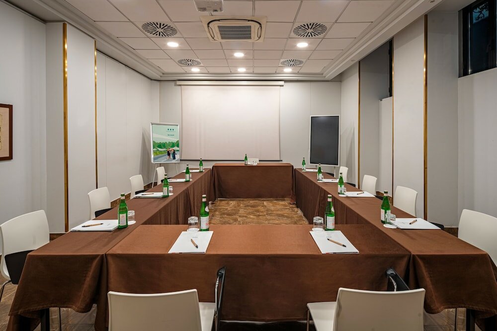 Фото Una Hotels Galles Milano