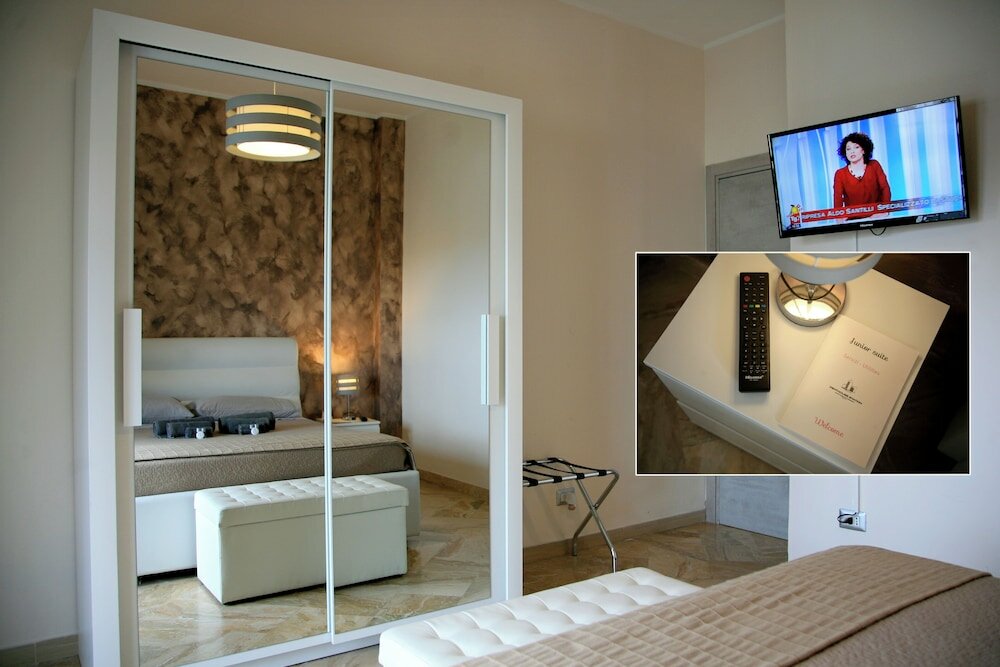 Фото Penthouse Station Luxury Suites & Apts