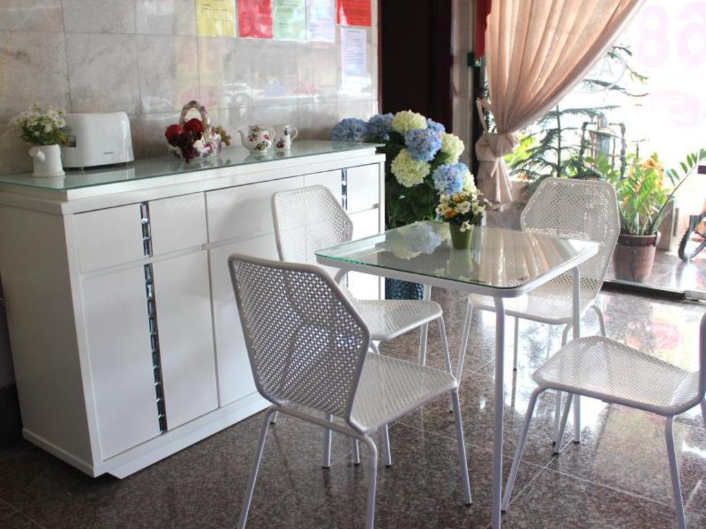 Фото Rose Cottage Hotel Taman Johor Jaya