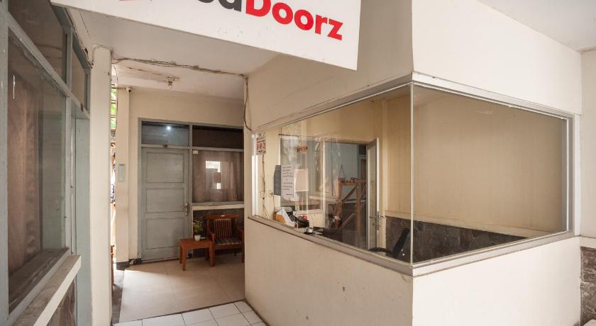 Фото RedDoorz Plus near Rs Pmi Bogor