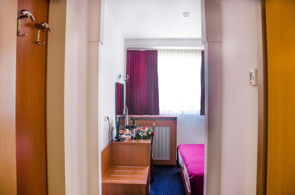 Фото Hotel Petka