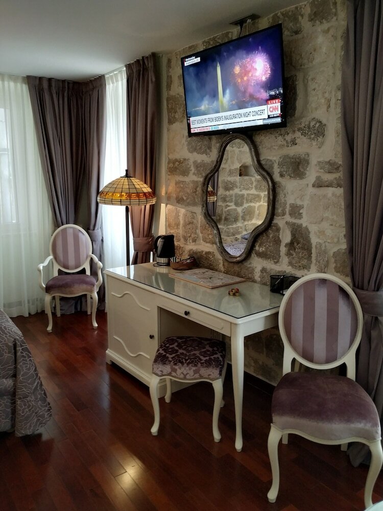 Фото Kastel 1700 Boutique Hotel