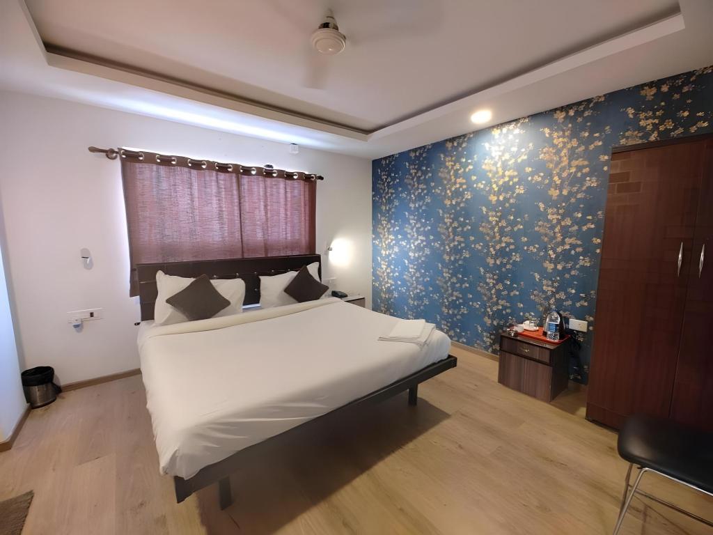 Фото Hotel Grand Majesty