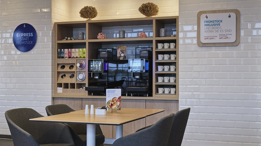 Фото Holiday Inn Express Dusseldorf - City North