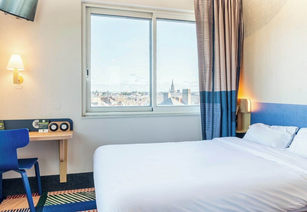 Фото B&b Hotel Nantes Centre