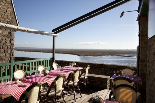 Гостиница Hôtel la Croix Blanche в Авранше