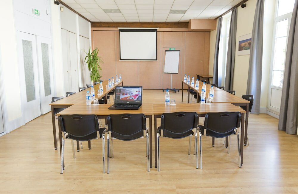 Фото Hôtel de l'Europe Grenoble Hyper Centre