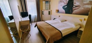 Park Hotel Hamburg Arena (Hamburg, Stadt Hamburg, Kieler Straße, 333), hotel