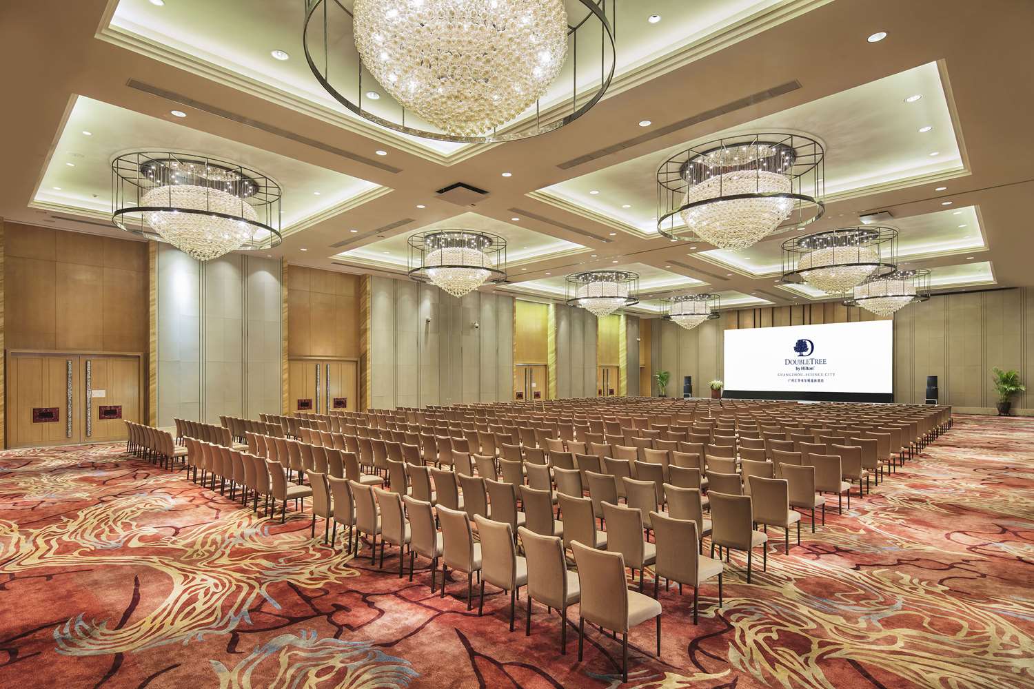Фото DoubleTree by Hilton Hotel Guangzhou - Science City