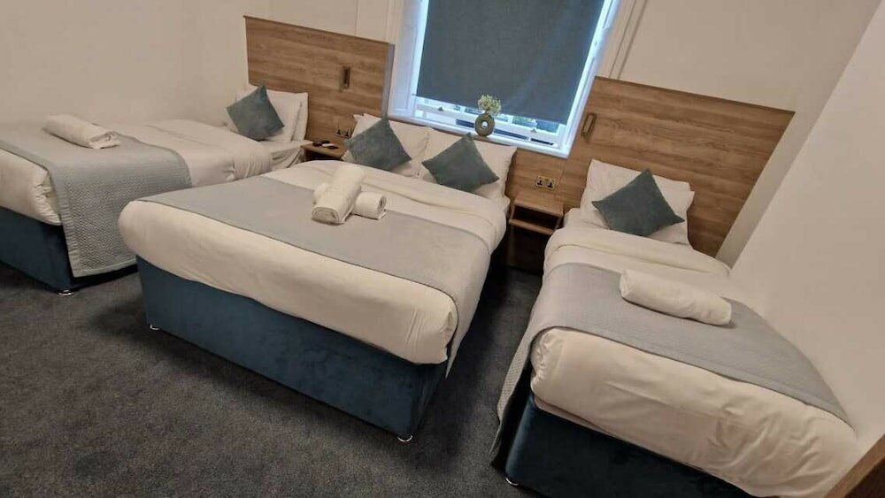 Фото Griffin House Hotel