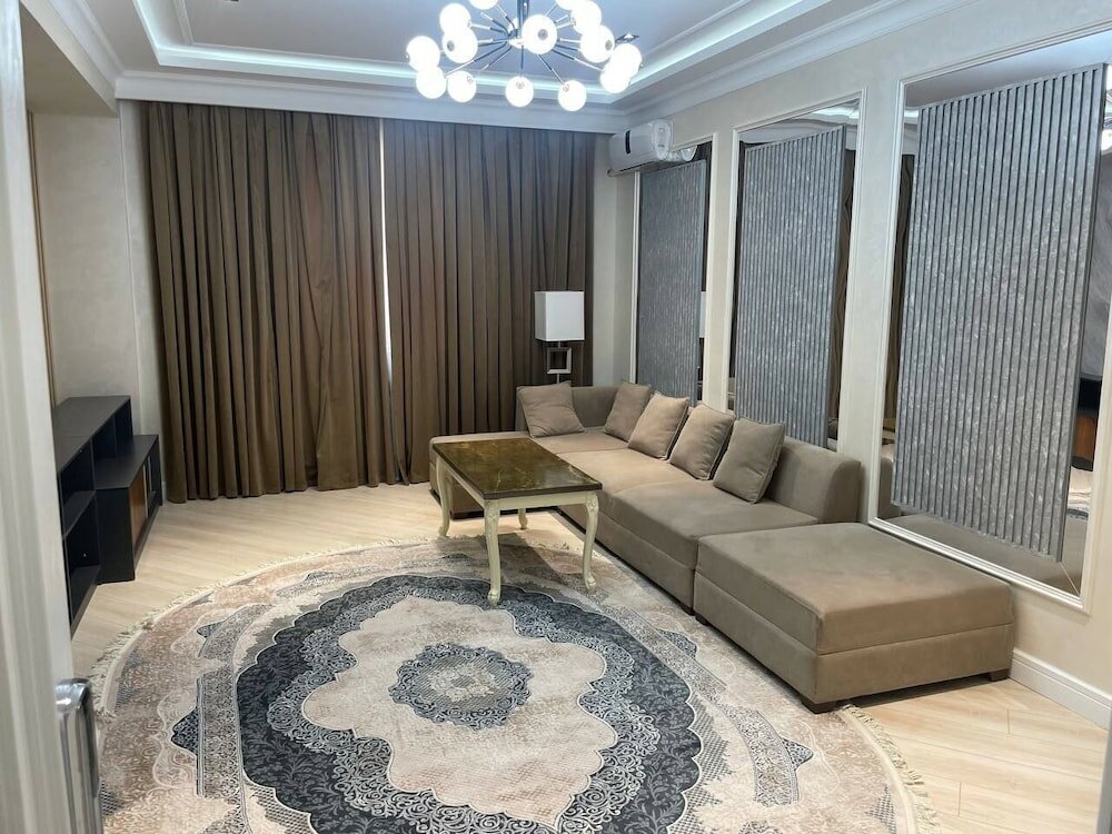 Фото Zarafshan Grand Hotel