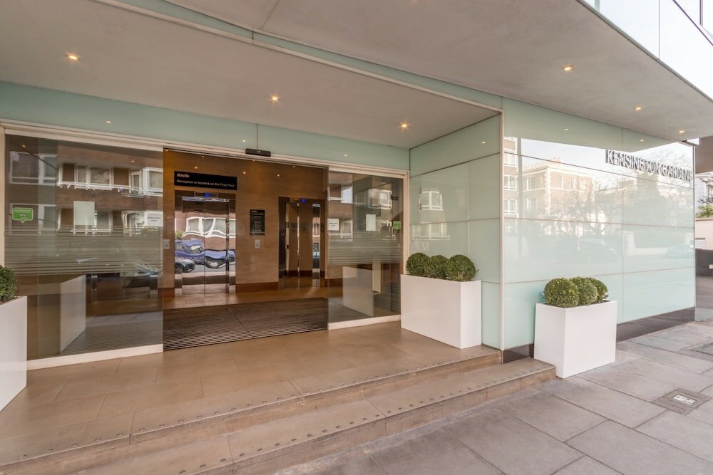 Фото Thistle London Hyde Park Kensington Gardens