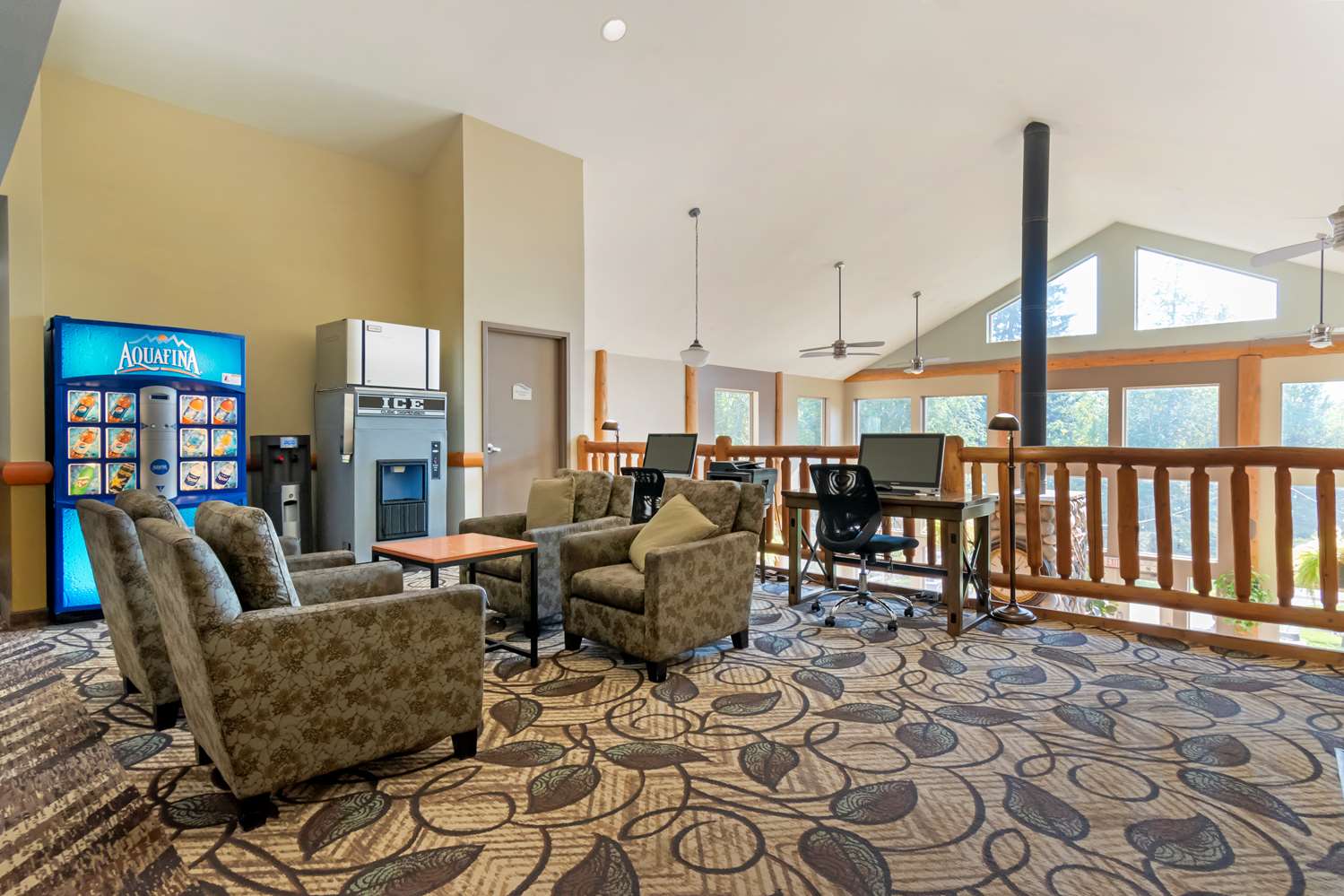 Фото Best Western Plus Valemount Inn & Suites