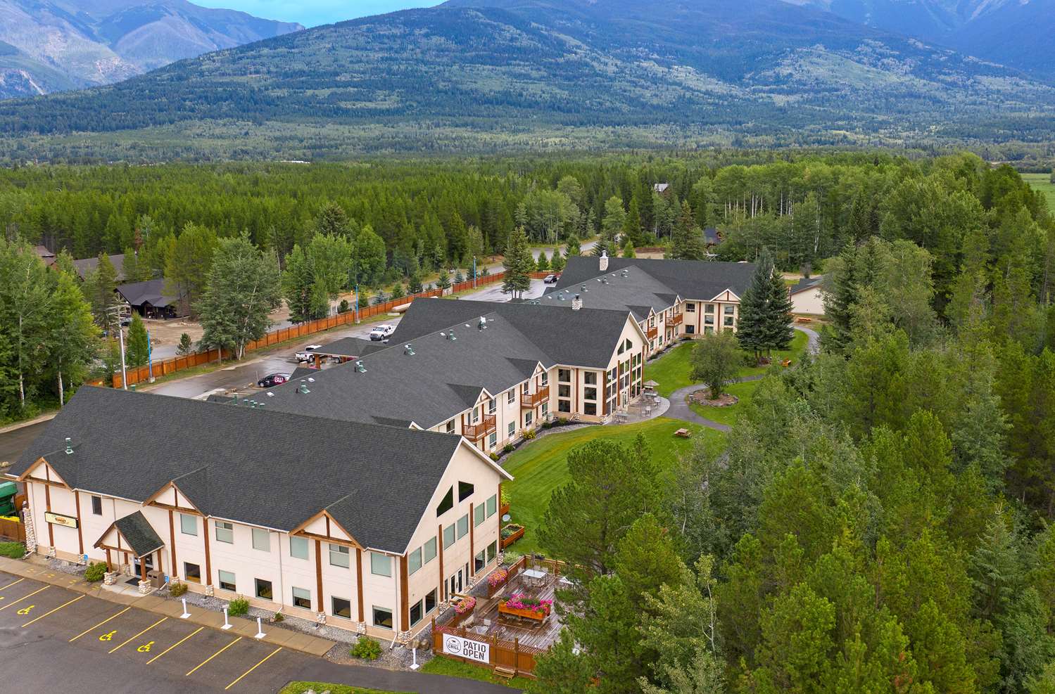 Фото Best Western Plus Valemount Inn & Suites