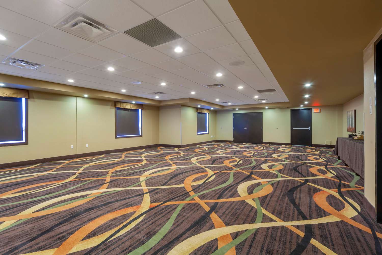 Фото Best Western Plus Fox Creek