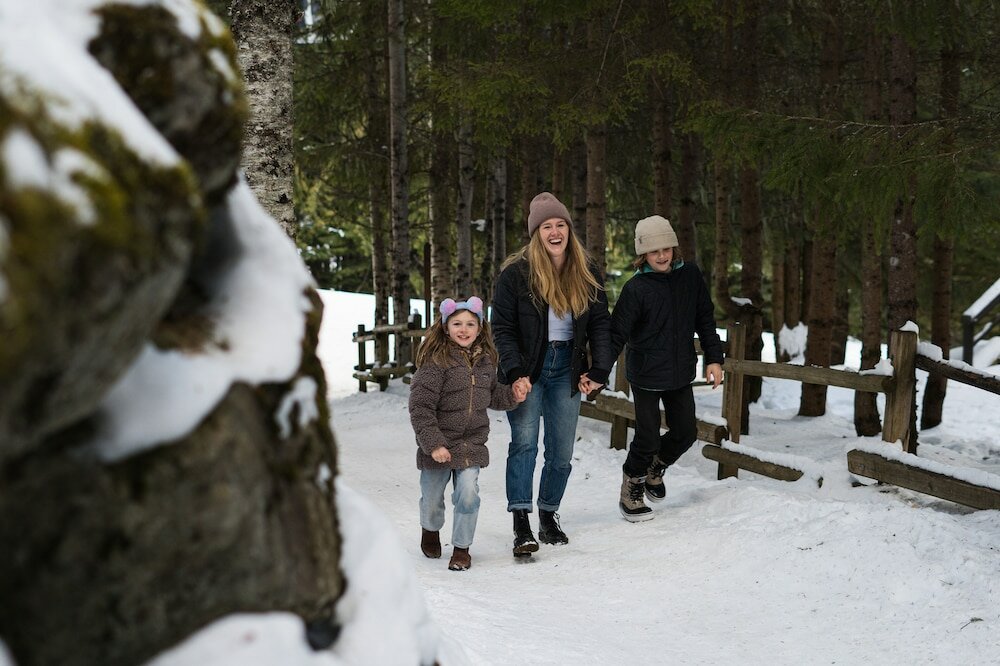 Фото Blackcomb Springs Suites by Clique