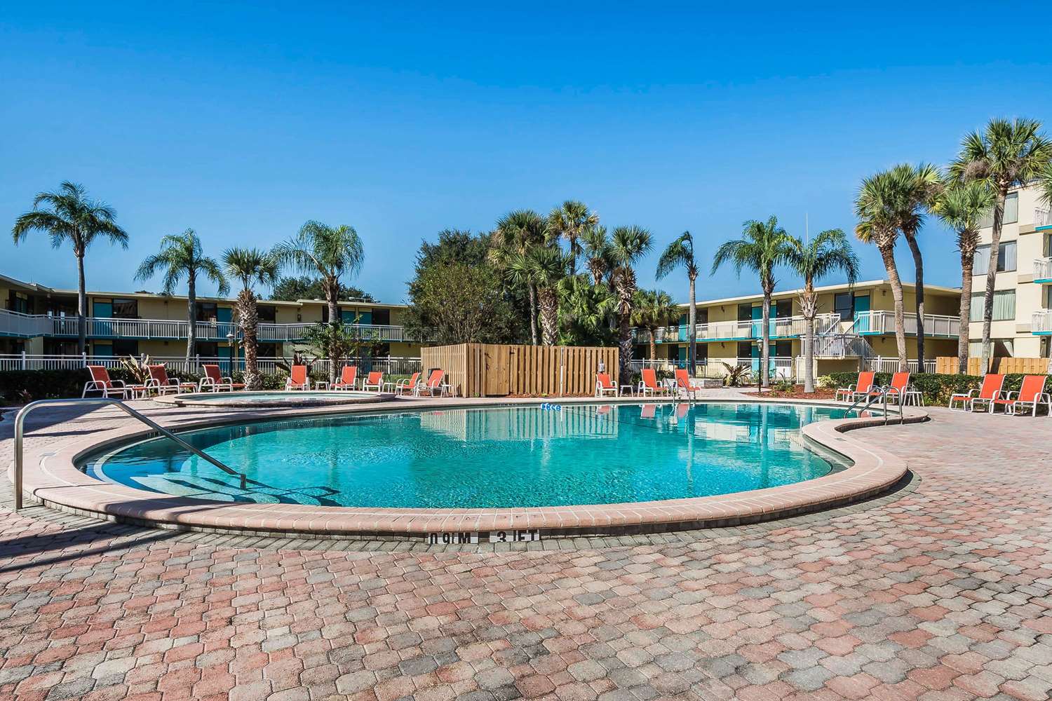 Фото Orlando International Airport Hotel