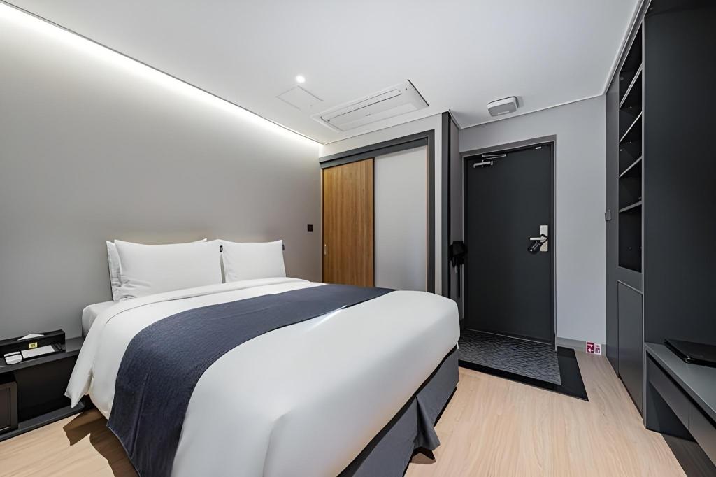 Фото R&b Business Hotel