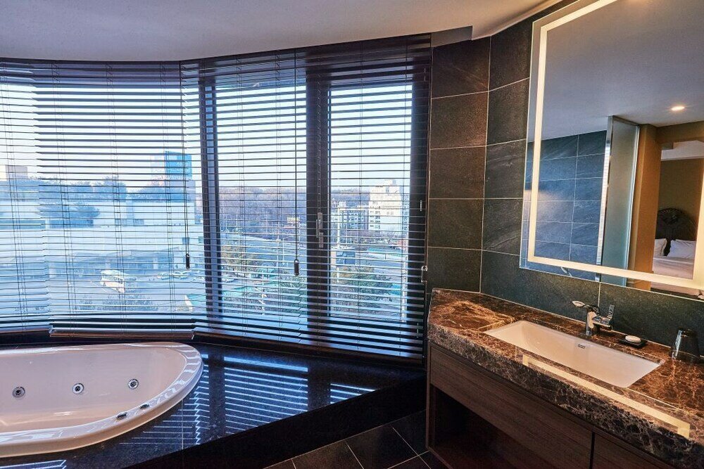 Фото Partyz Hotel